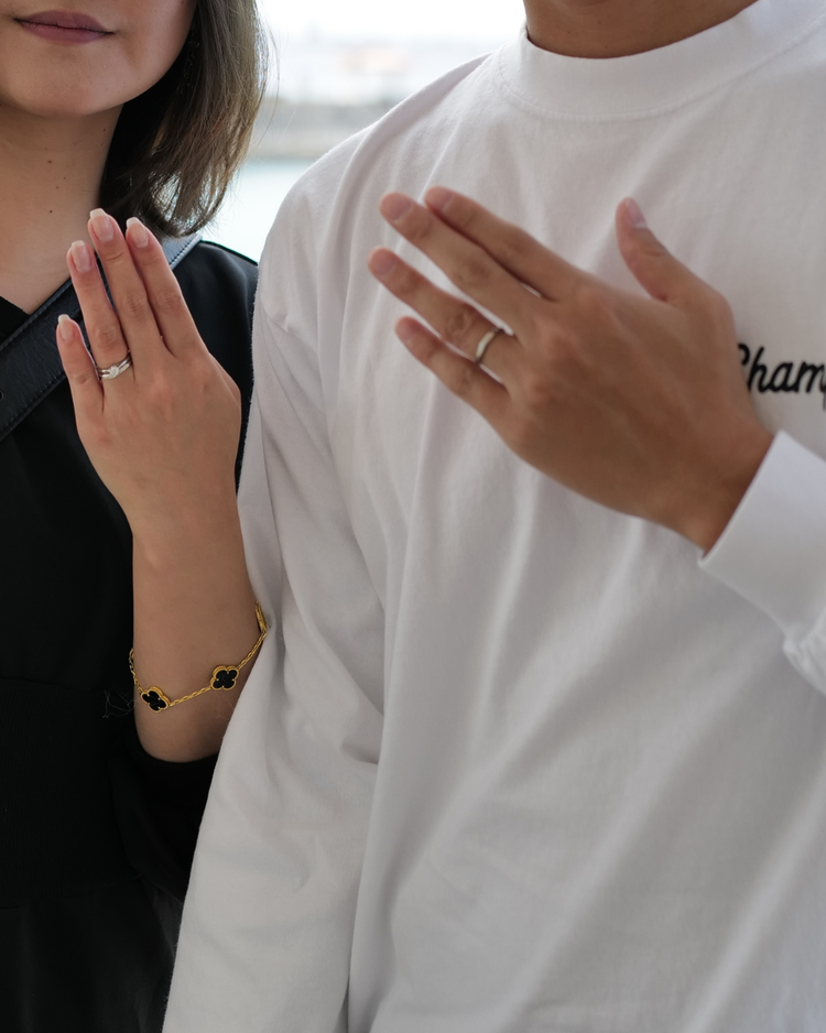 結婚指輪は一生に一度なので、沖縄のミンサー柄という特別なものにしました。とても満足しています。
